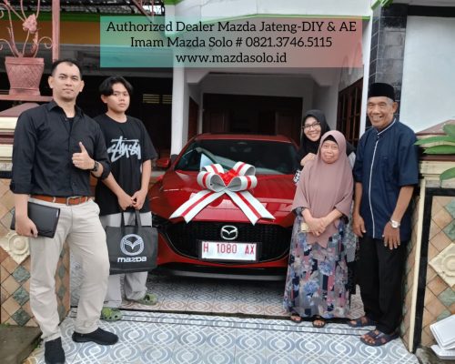 Serah terima pembelian unit MAZDA 3 HB kpd keluarga Dr. Darmono - Cilacap